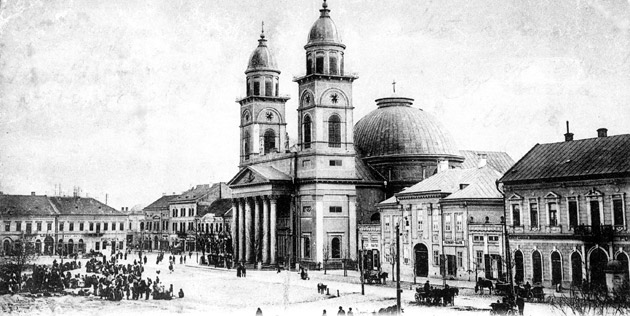 Dac-a fost bal, să vie fotbal!