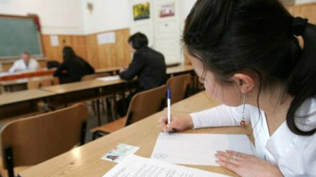Numărul candidaţilor pentru Bac, în cădere liberă
