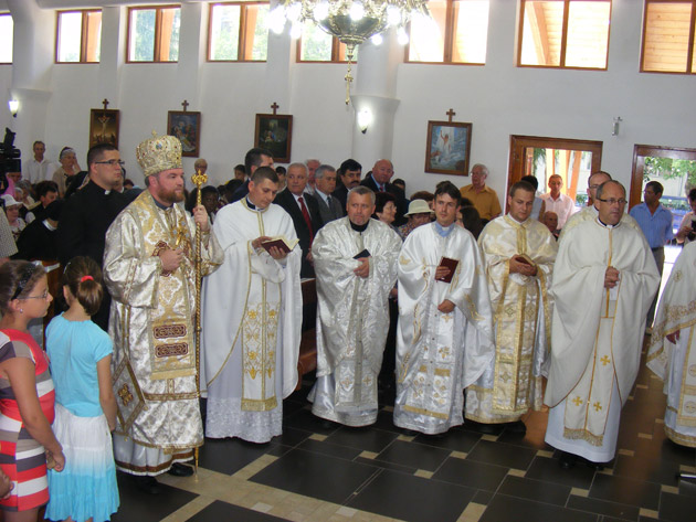 PS Vasile Bizău, la hramul Bisericii “Sfântul Anton” din Satu Mare