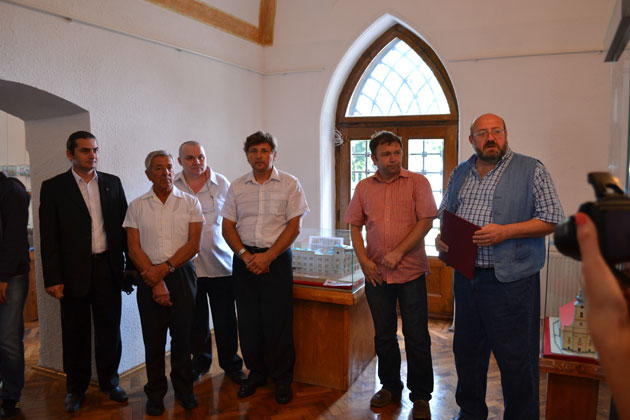 Machete din Sătmar expuse la Muzeul de Artă