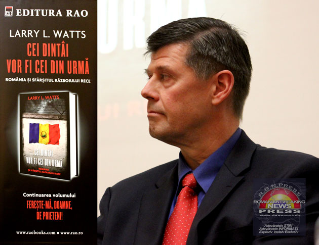Istoricul american Larry L. Watts îşi lansează ultima carte la Satu Mare