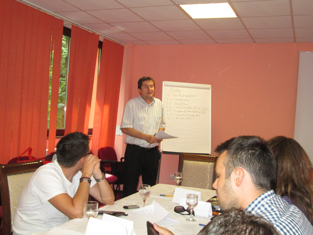 Mai profesionişti, mai dedicaţi, mai aproape de sătmăreni