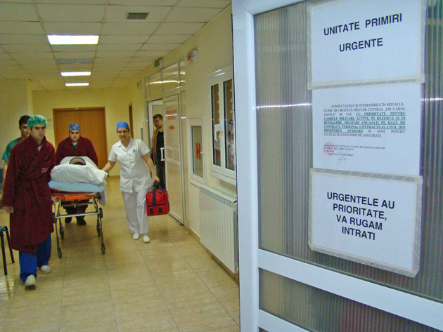 Meniu special: toxiinfecţie în masă