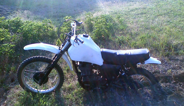 Un motociclist din Zalău a decedat după ce s-a izbit de un copac