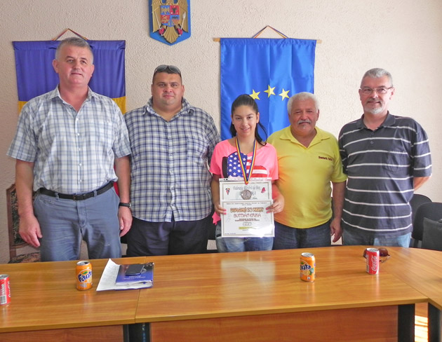 Felicitări de la DJST!