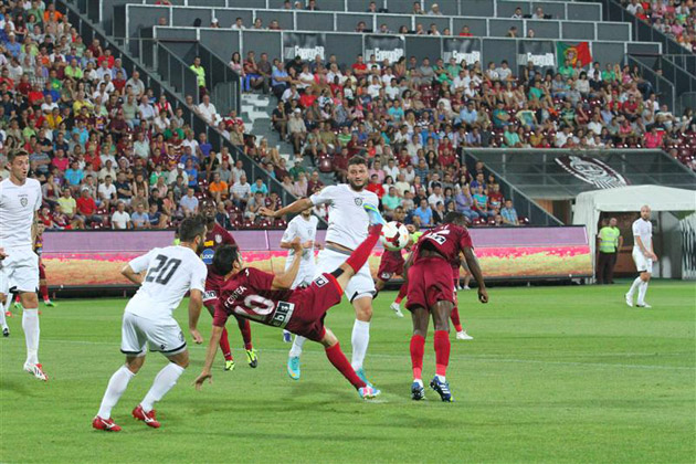 Meci cu 19 cartonaşe la Cluj