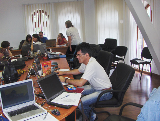 Primarii din judeţ sunt chemaţi  cu organigramele la raport