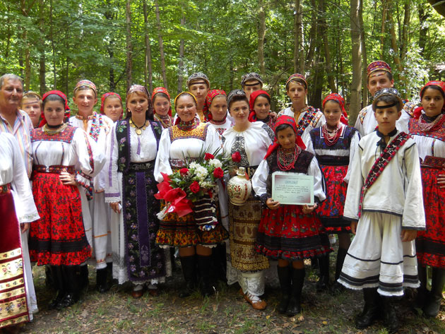 Oşenii, prezenţi la manifestări culturale în ţară