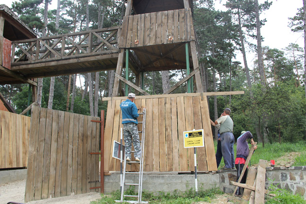 La Zalău se reabilitează poarta romană