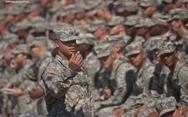 Statele Unite pregătesc o posibilă intervenţie în Siria. Forţe militare, mobilizate în Mediterană