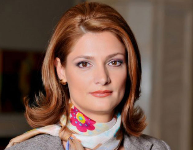 Ramona Mănescu , investită la Transporturi