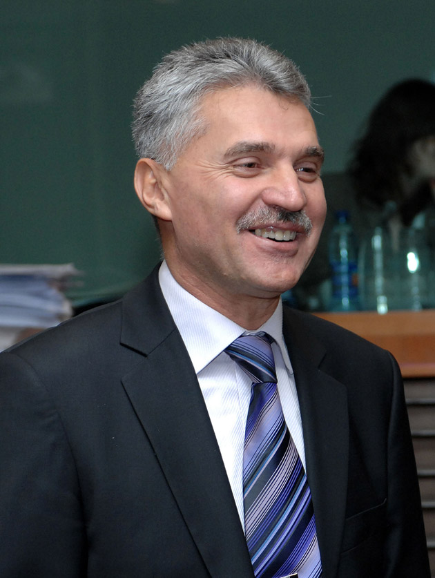 Sătmăreanul Septimiu Buzaşu, în cărţi pentru şefia Transporturilor