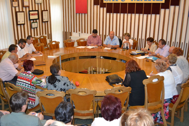 Primăria Satu Mare a început dotarea cabinetelor şcolare