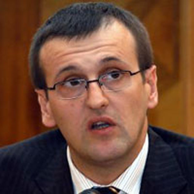 La Cotroceni nu poţi ajunge de pe locul doi