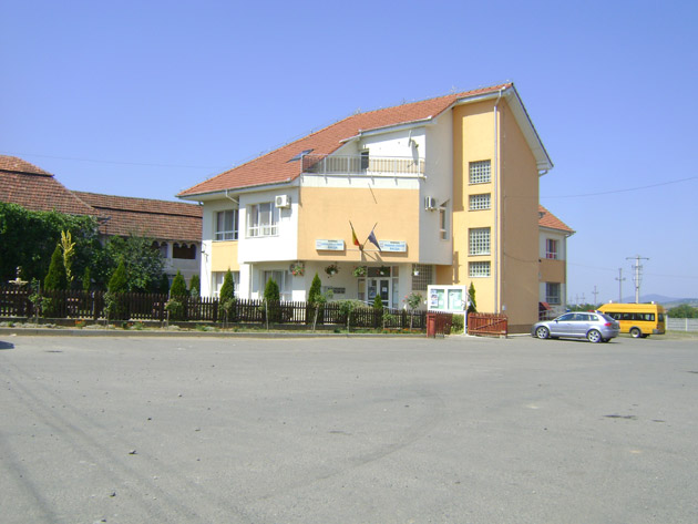 Mulţumiri pentru modernizarea drumului din Racşa