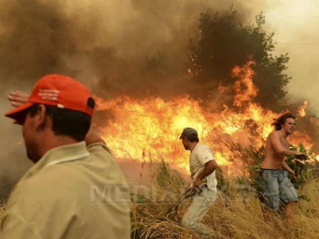 Incendiu la frontiera Spaniei cu Portugalia: Sute de persoane au fost evacuate