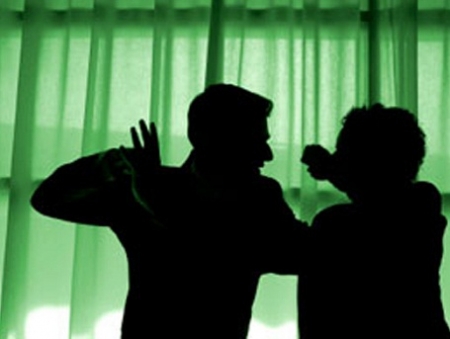 Persoane lovite-n cap în Apa şi Cean