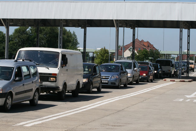BMW furat din Anglia, găsit la Petea