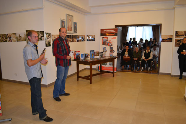 Tradiţiile şi valorile Oaşului, prezentate într-o expoziţie foto la Negreşti Oaş