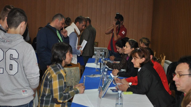 Nicio şansă pentru absolvenţi pe piaţa muncii