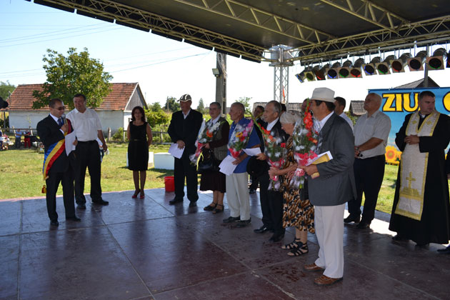 Cuplurile de aur, premiate de Ziua comunei Căuaş