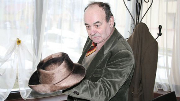 Actorul Constantin Ghenescu a fost găsit mort în locuinţa sa. Acesta a fost înjunghiat