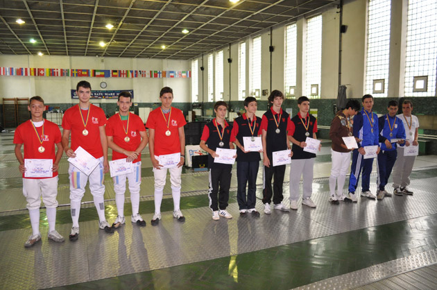 Floretă / Două medalii de aur pentru CS Satu Mare