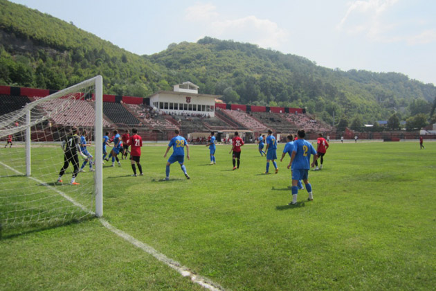 Liga a 2-a: Metalul Reşiţa - Olimpia 2-2 (0-0) / Denis, pericol public!