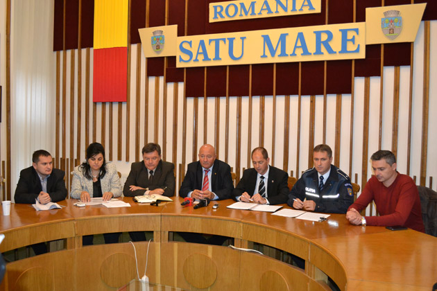 Primarul Dorel Coica răspunde “trio-ului de aur” din PDL