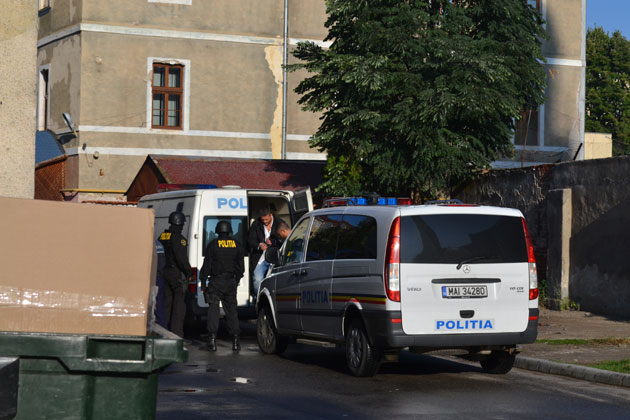 Interlopul Tukacs, cercetat în libertate