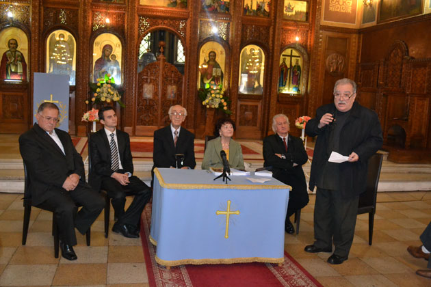 “Străbătând mileniile”, o carte de învăţătură a soţilor Cozma