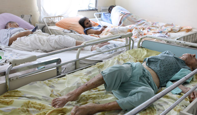 Bolnavii cronici sufocă spitalele sătmărene