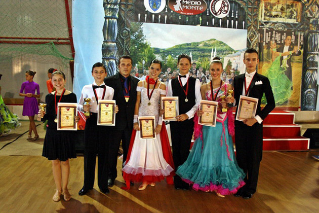 Cu două perechi, în semifinalele Cupei României