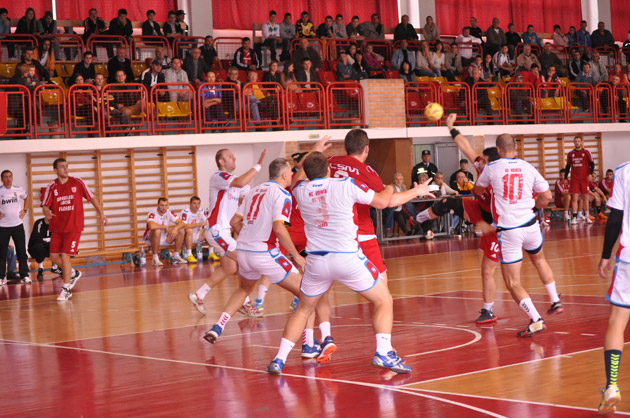 Sebeşul câştigă la Satu Mare cu aportul arbitrilor