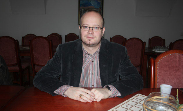 Românii şi maghiarii trebuie să fie solidari în faţa FMI şi a Băncii Mondiale