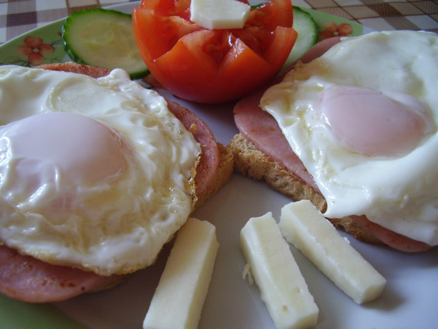 ”Pită, șuncă, lapte, ou… de la noi, de la Zalău!”