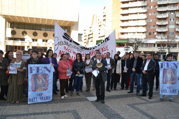 Pichetare anemică a dascălilor sătmăreni