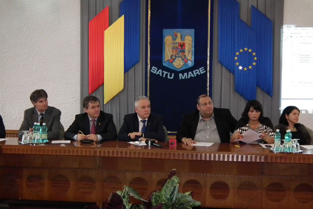 Doar un elev rom din 100 ajunge la liceu