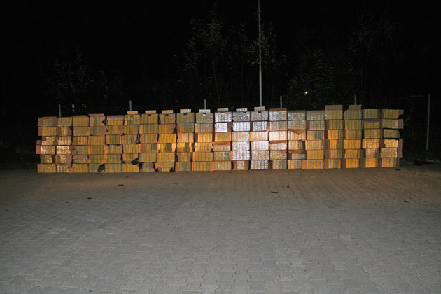 Trei contrabandişti prinşi cu focuri de armă la Cămărzana