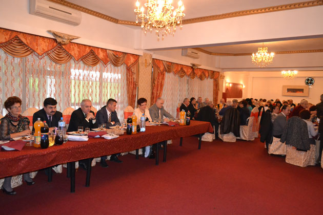 Spectacol inedit pentru pensionarii sătmăreni