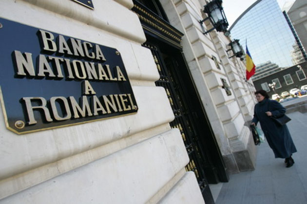 BNR începe un control la CEC privind creditul acordat Ioanei Băsescu