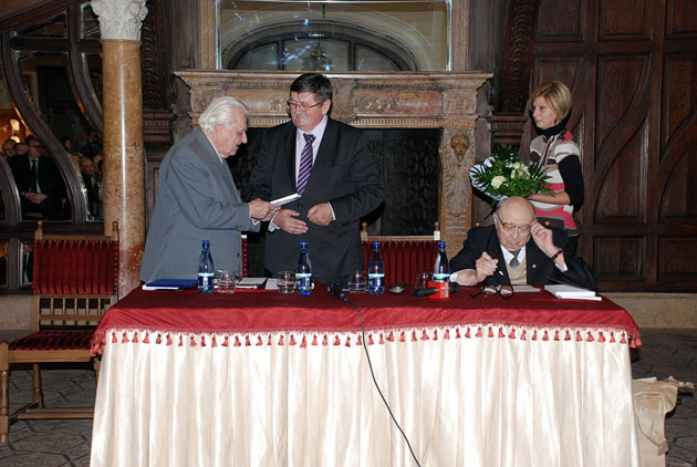 Dublu eveniment dedicat pasionaţilor de viticultură şi vinificaţie la Carei