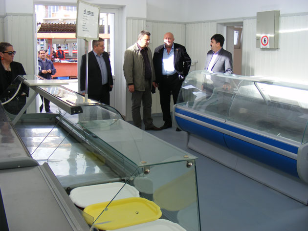 Condiţii civilizate de comercializare a lactatelor în Piaţa Mare