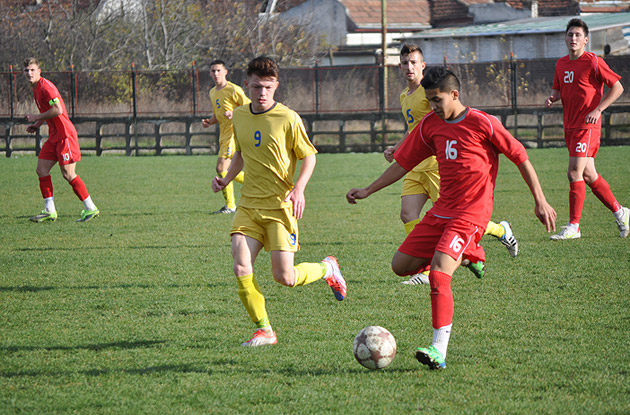Olimpia câştigă duelurile cu LPS