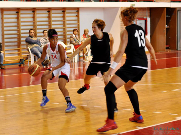 Baschet feminin / CSM învinge studentele din Cluj, scor 72-52