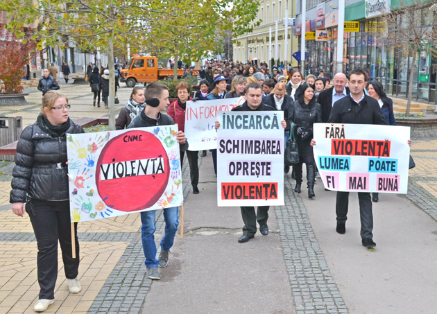 Violenţa domestică, pusă la colţ