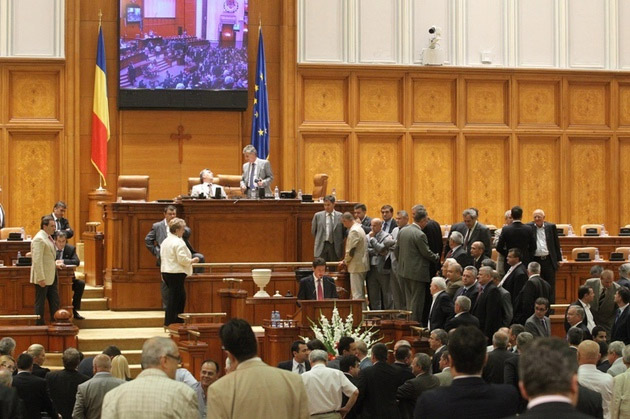 Proiectul Roşia Montană, respins în Senat. Parchetul a fost sesizat