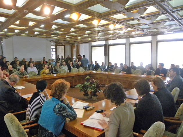 Comisiile de inventariere a terenurilor preluate abuziv de comunişti, pasibile de amenzi