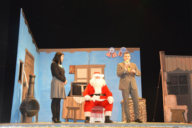 Sute de copii s-au întalnit cu Moşul PNL