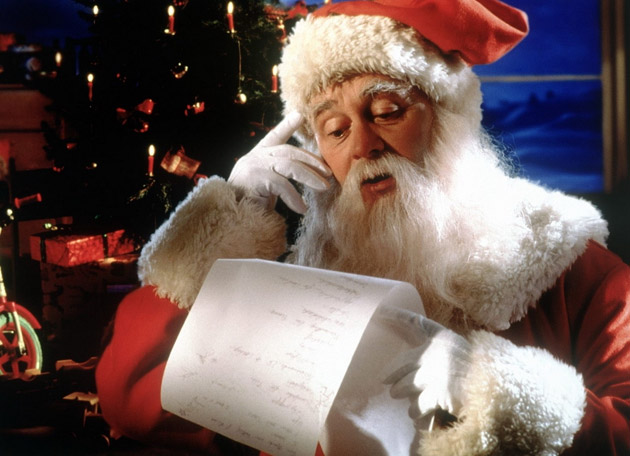 Moş Crăciun este foarte solicitat şi aşteaptă să primească 8 milioane de scrisori în 2013